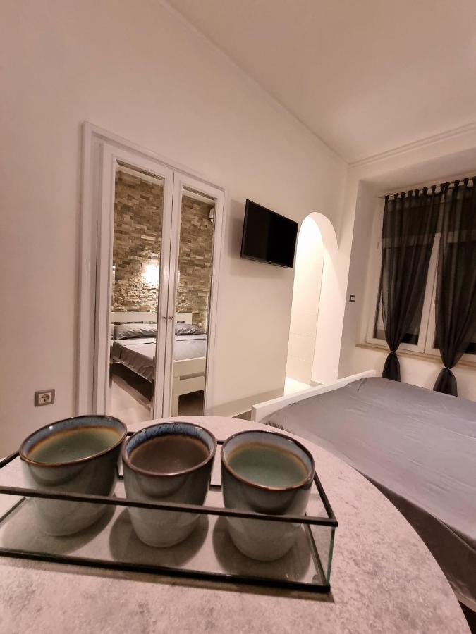 Amfiteatar Apartment *
